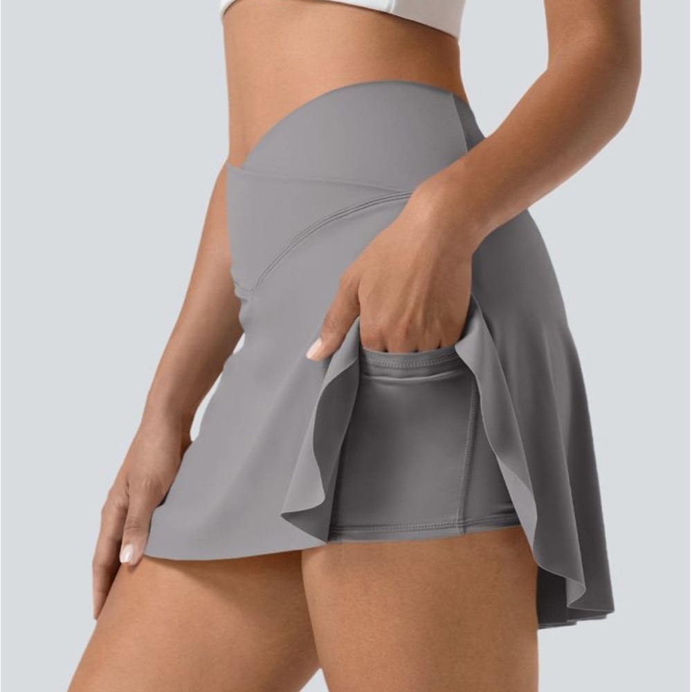 Halara 2 in 1 SoftlyZero Side Pocket Crossover Tennis Skirt 1XL steel gray